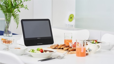 사진=KT가 기가지니 테이블TV를 출시했다