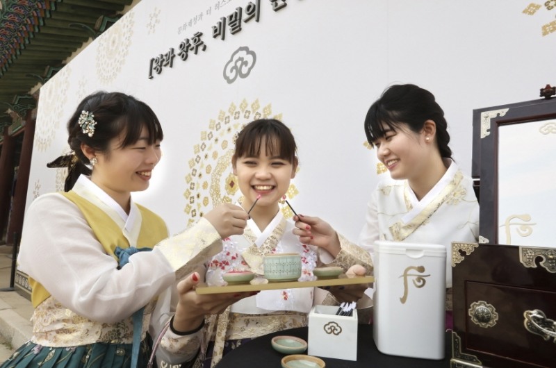 LG생활건강, ‘로얄 헤리티지-후’ 브랜드 캠페인 전개