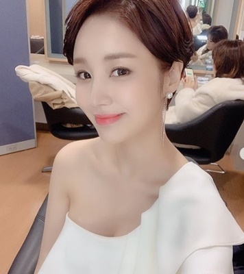 사진=윤진이 SNS