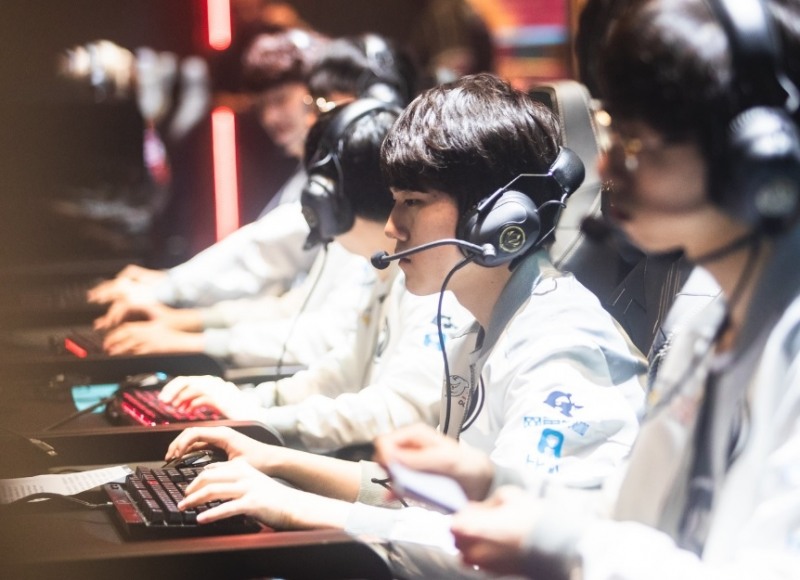 드레이븐으로 맹활약한 인빅터스 게이밍의 원거리 딜러 'JackeyLove' 유웬보(사진=라이엇 게임즈 제공).