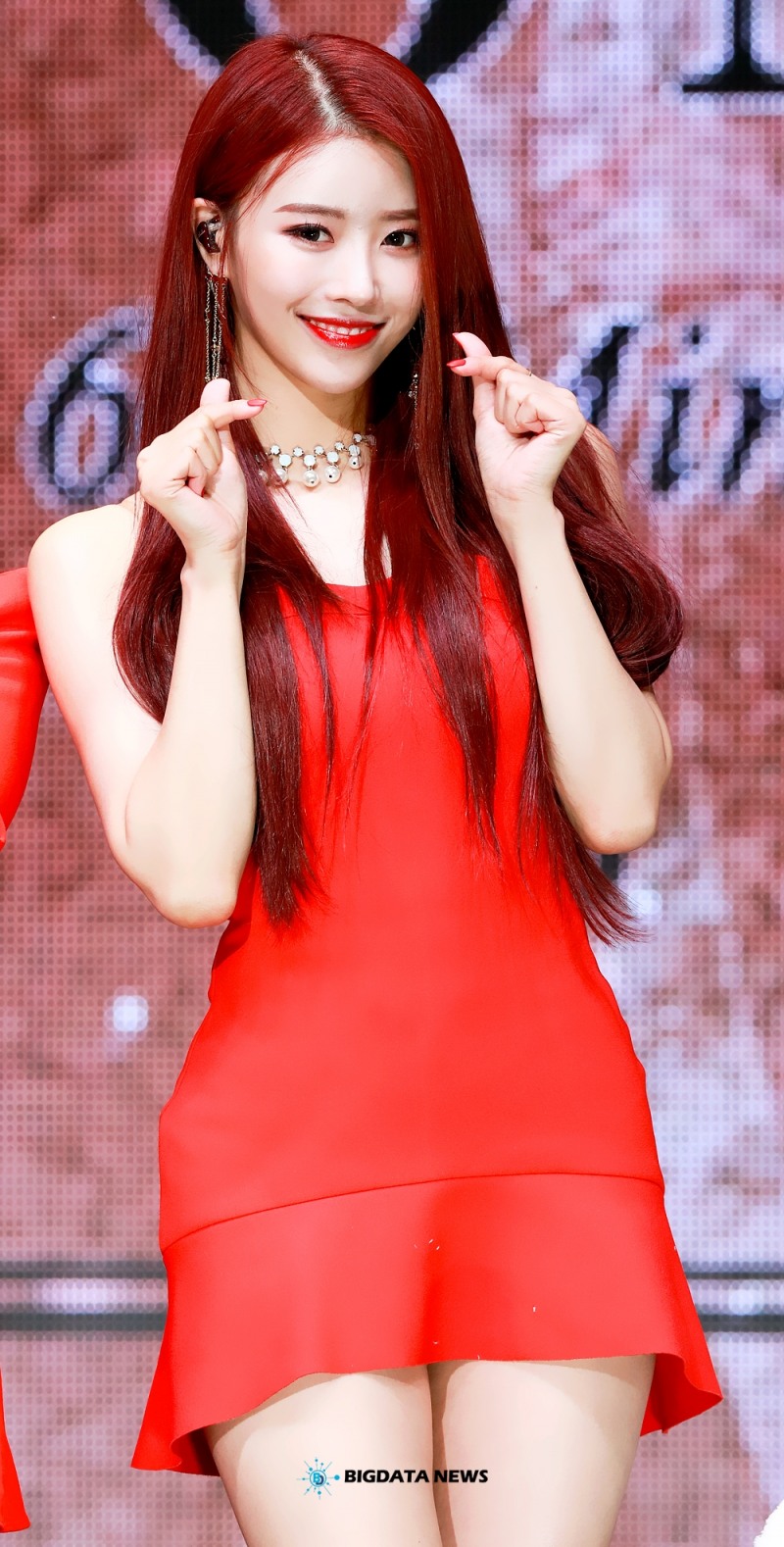 러블리즈 이미주, 여섯 번째 미니 앨범 '원스 어폰 어 타임' 발매 기념 미디어 쇼케이스 현장