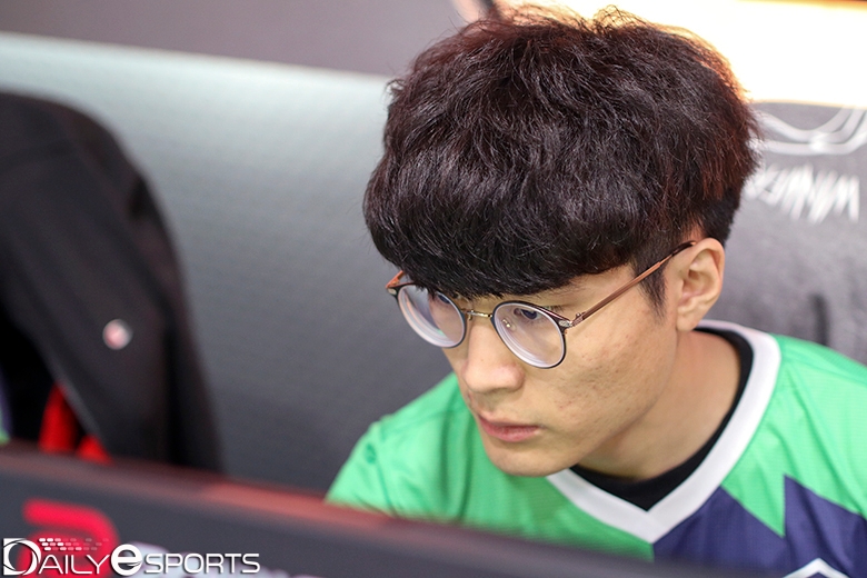 OP 레인저스의 '디지98' 황대권.