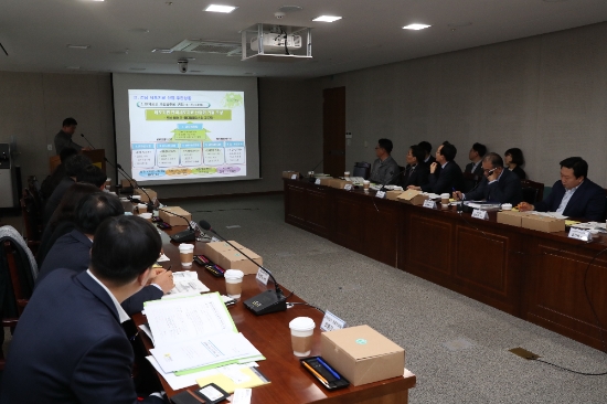 지난 5월 16일에는 이재용 국토연구원 센터장이 ‘국내 스마트시티 개발 방향 및 추진 상황’ 주제 강의를 했다./사진=전라남도