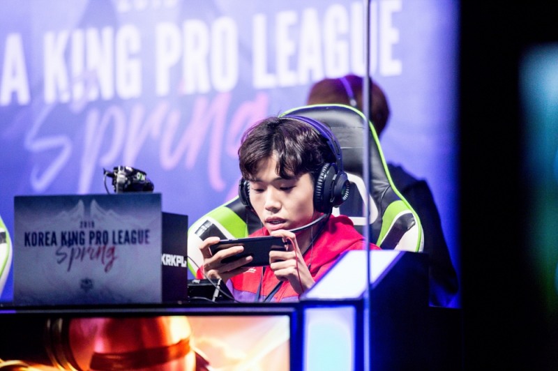 e스포츠 오브 마카오 차이나의 서포터 'COLA' 리용짜우.