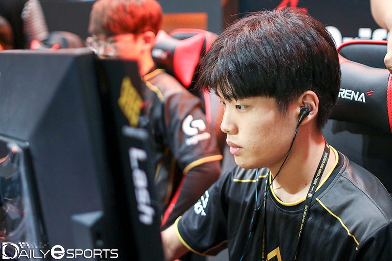 엘리멘트 미스틱의 '래쉬' 김동준.