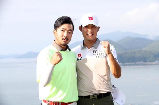 안백준과 박은신(왼쪽부터). 사진=KPGA 제공