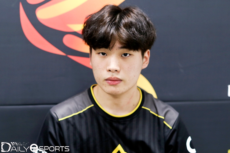 엘리멘트 미스틱의 '래쉬' 김동준.