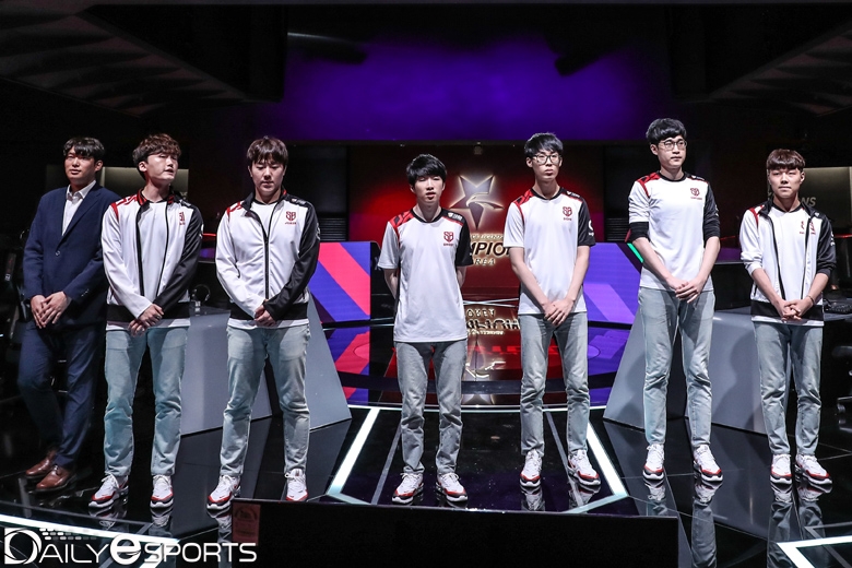 샌드박스 게이밍.