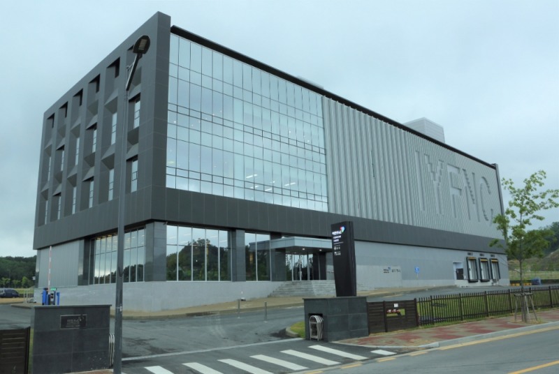 이연에프엔씨, 업계 최대규모 1만㎡ 식품공장 완공