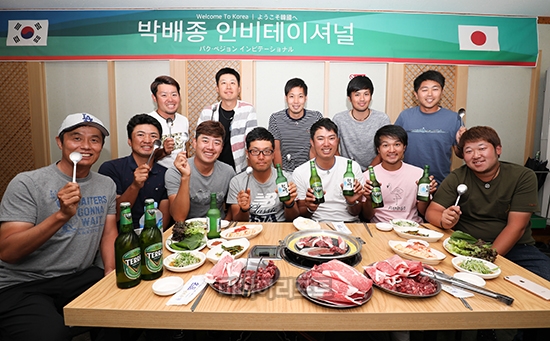 한-일 선수간 화합의 장 마련한 박배종프로