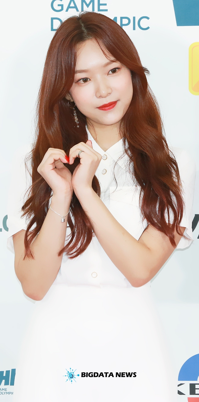 에이프릴 예나, OGN 예능프로그램 '게임돌림픽 2019 : 골든카드' 현장