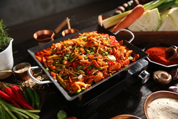 맛과 영양 고려한 '안문숙의 오대삼', 롯데홈쇼핑 라이브 방송으로 만난다