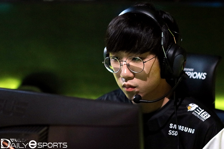 승리를 견인한 '룰러' 박재혁.