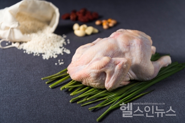 생닭, 냉장온도에서 보관·운반해야 식중독 예방할 수 있다