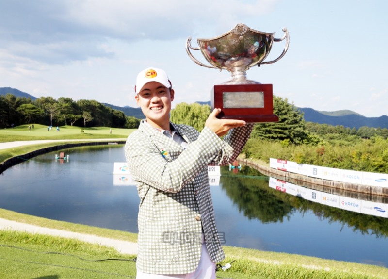 한국에서 첫 승을 거둔 재즈 제인와타난넌드. 사진 제공 = 한국프로골프협회.