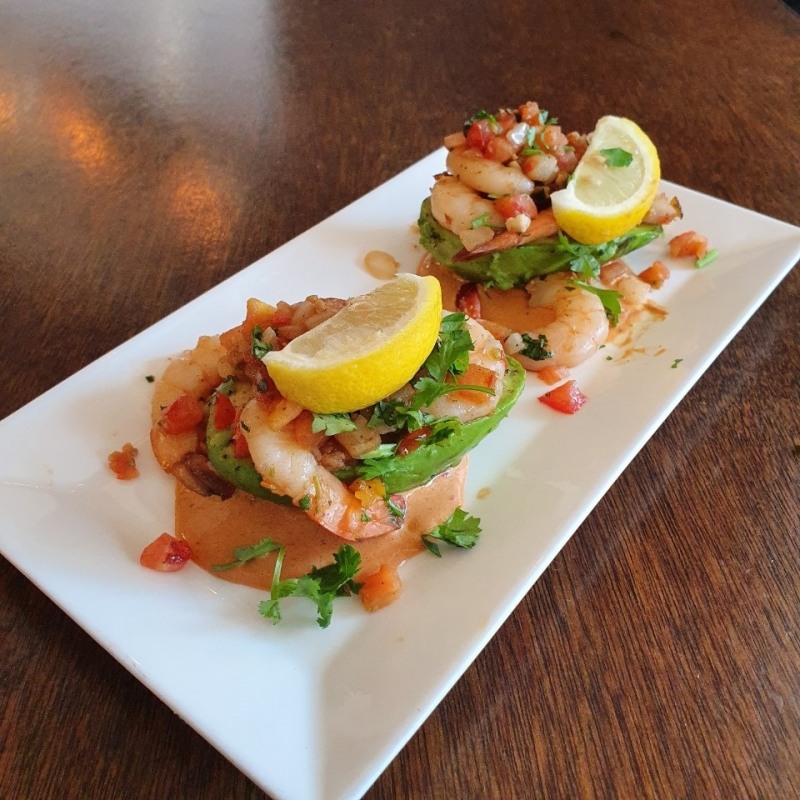 캘리포니아 아보카도 협회-훌리오 ‘베이크드 캘리포니아 아보카도 갈릭 쉬림프‘ 출시