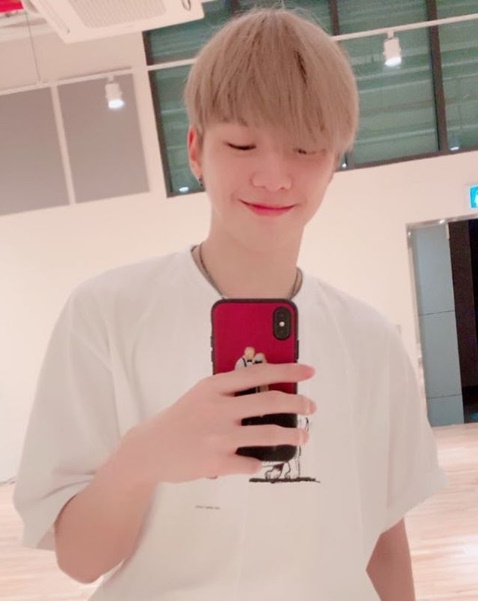 가수 강다니엘