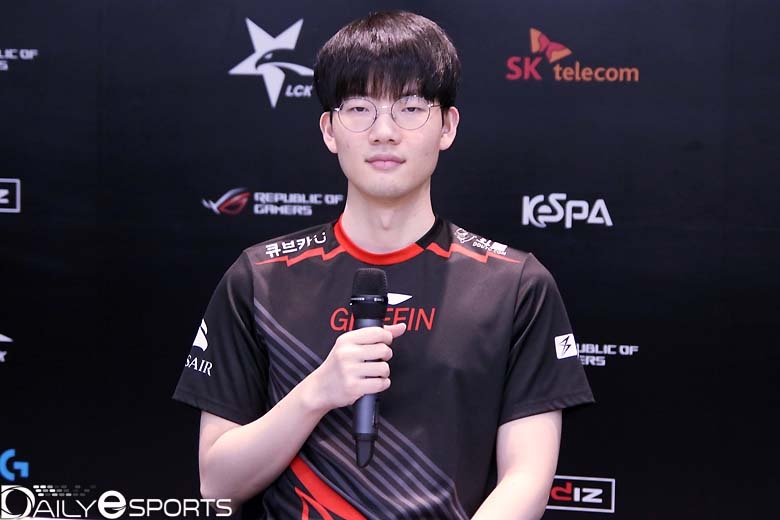 그리핀의 원거리 딜러 '바이퍼' 박도현.