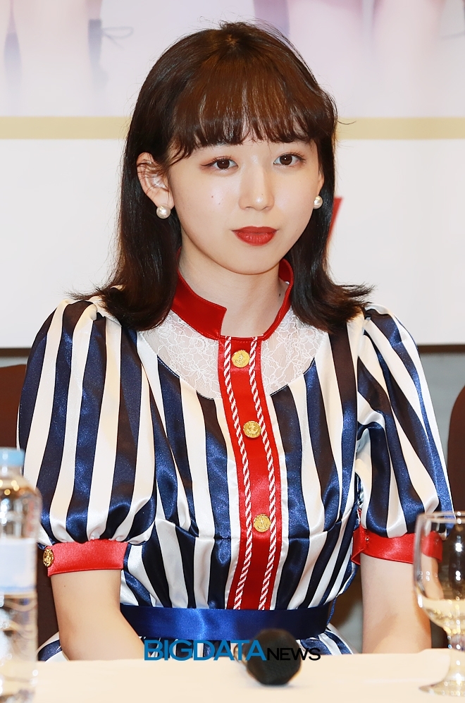 일본 걸그룹 안쥬르므의 카츠타 리나