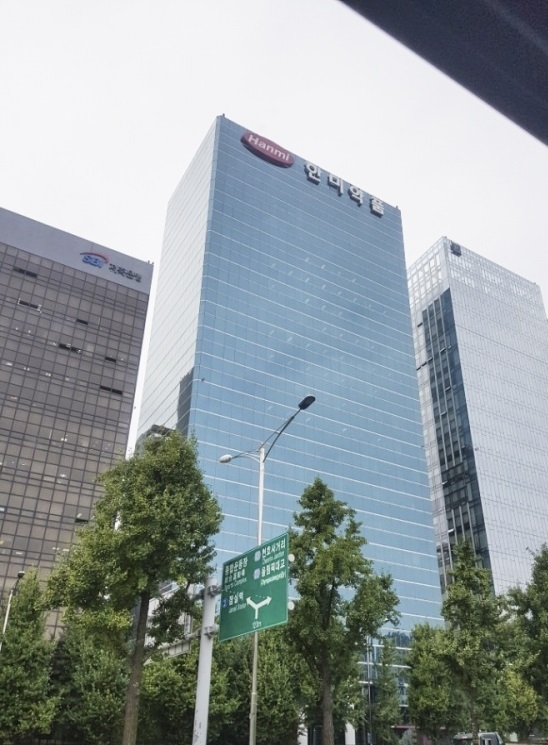 한미약품, 1조원대 신약기술 수출 좌초