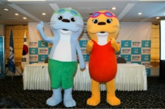 광주세계수영선수권대회 마스코트 수리와 달이/사진=조직위
