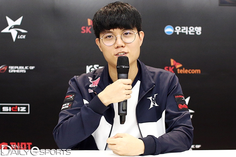 킹존 드래곤X의 정글러 '커즈' 문우찬.