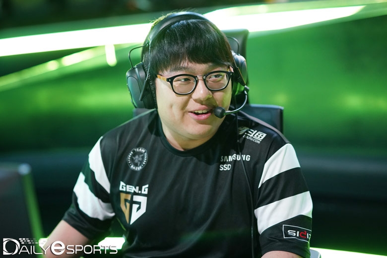 젠지 e스포츠의 톱 라이너 '큐베' 이성진.