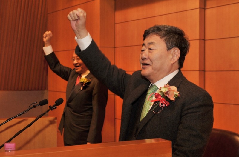 DB그룹 김준기 전 회장, 가사도우미 성폭행 혐의 피소