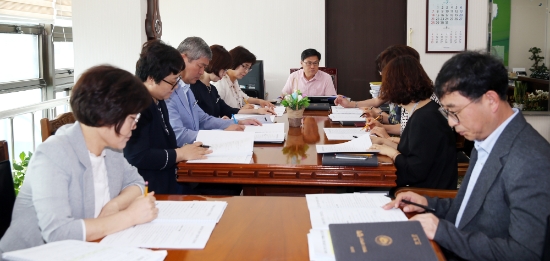 함평군은 ‘2019년도 함평군 주요업무 추진현황 보고회’가 오는 17일까지 나 권한대행 주재로 군청 부군수실에서 열렸다./사진=함평군