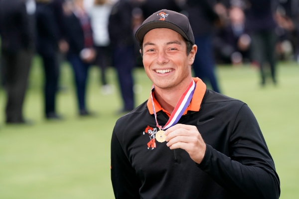 지난 6월 US오픈에서 아마추어 메달을 획득한 빅토르 호블랜드. 사진=뉴시스