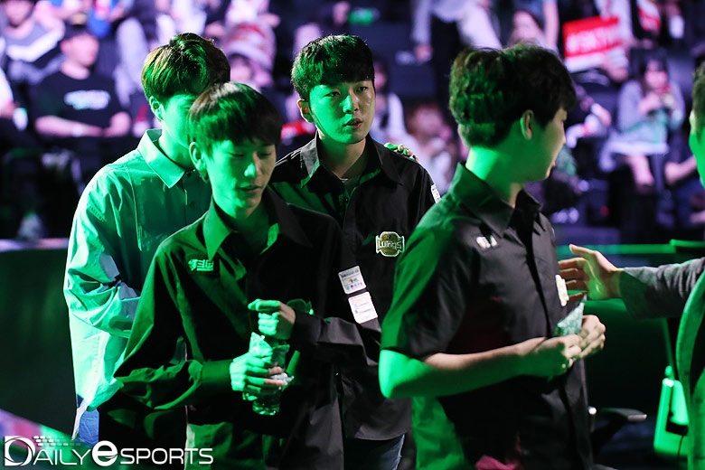 LCK 서머에서 아직 1승도 거두지 못하고 있는 진에어.