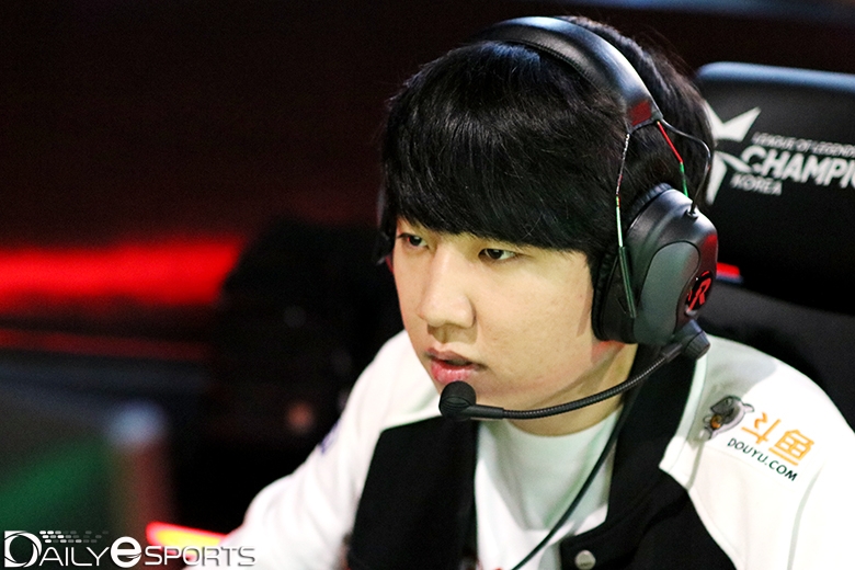 SK텔레콤 T1의 톱 라이너 '칸' 김동하.