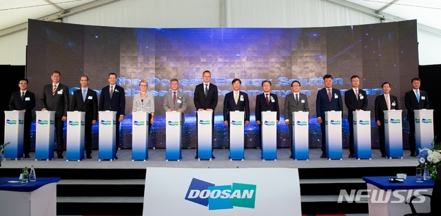 두산, 헝가리 전지박 생산공장 착공 … 내년초 완공