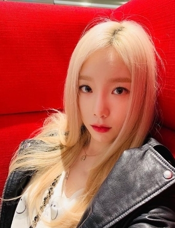 소녀시대 태연, 저소득층 청소년 지원에 1억원 기부