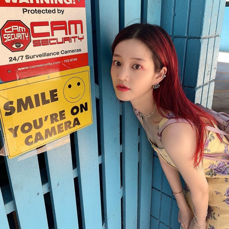 사진=이유비인스타그램캡처