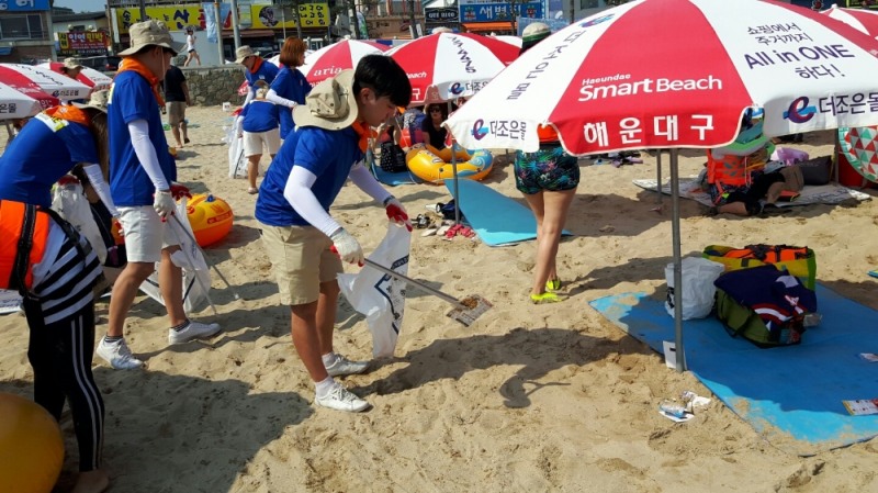 올 여름 해변에서 가장 많이 발생한 쓰레기는? 일회용 테이크아웃 컵·플라스틱 포장류