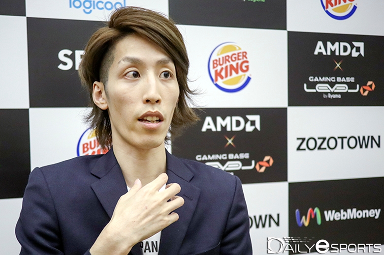 펍지 재팬 시리즈의 '샤카' 카놔카미 치카라 해설위원.