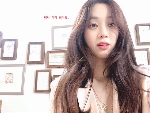 사진=정려원인스타그램