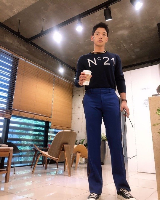 정지훈(사진=인스타그램캡처)
