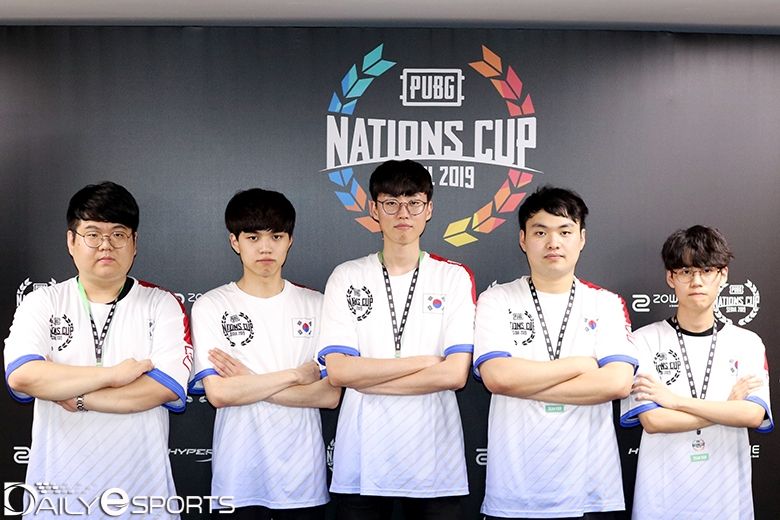 왼쪽부터 젠지 배승후 감독, '이노닉스'나희주,'아쿠아파이브' 유상호, '피오' 차승훈, '로키' 박정영.