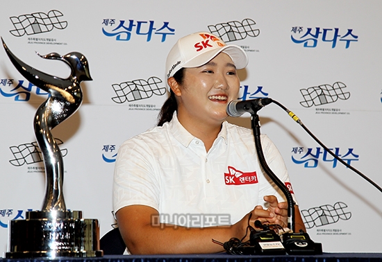 유해란, 세계랭킹 1114계단 점프...고진영 3주 연속 1위