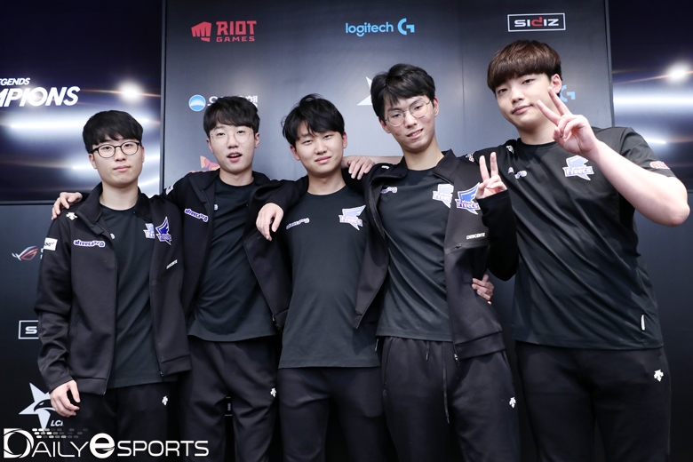 포스트 시즌 진출 가능성을 이어간 아프리카 프릭스.