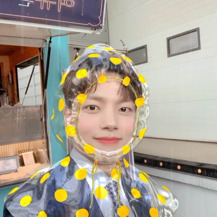 사진출처=여진구SNS