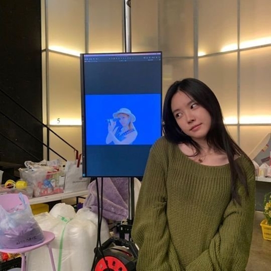 사진=손나은인스타그램