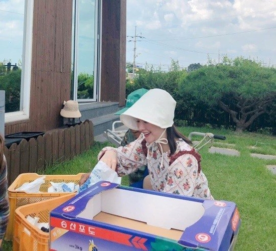 사진=홍수아인스타그램