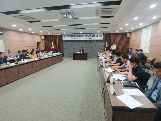 영광군은 제19회 영광불갑산상사화축제 추진과 관련해 지난 16일 군청 2층 소회의실에서 ‘제19회 영광불갑산상사화축제 행정지원계획 시달회의’를 가졌다./사진=영광군