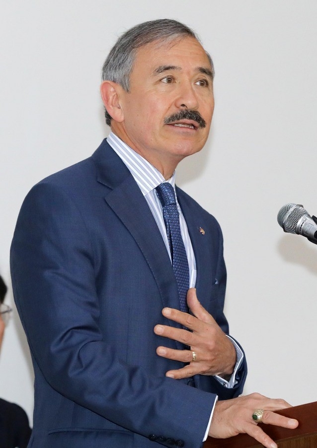 해리스 美대사 "한일 갈등 원만히 해결되길 바란다"