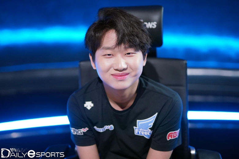 드레이븐으로 맹활약한 아프리카 프릭스의 원거리 딜러 '에이밍' 김하람.