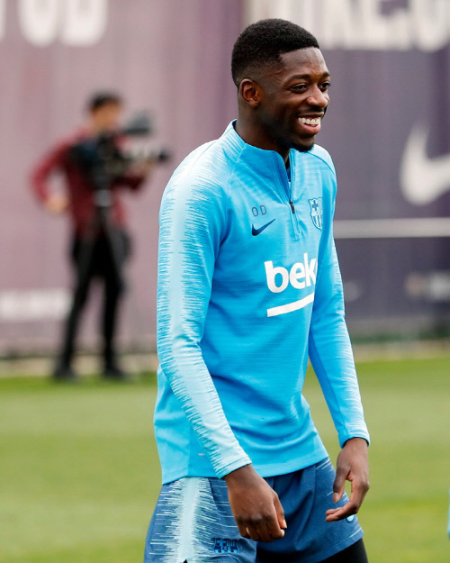 우스망뎀벨레.출처=바르셀로나SNS