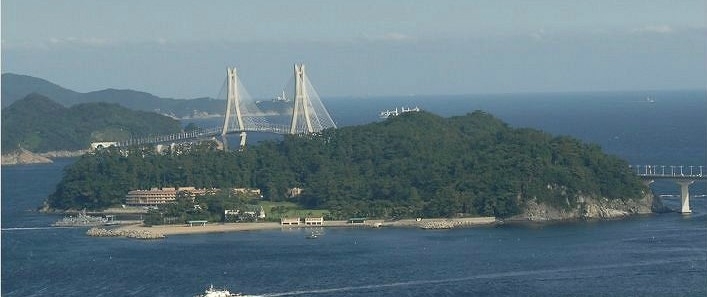 '文 대통령 반환 약속' 저도(猪島) 47년 만에 뱃길 개방